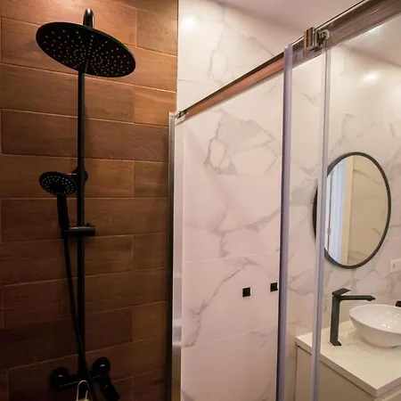 Da Travessa * Praia da Vitória