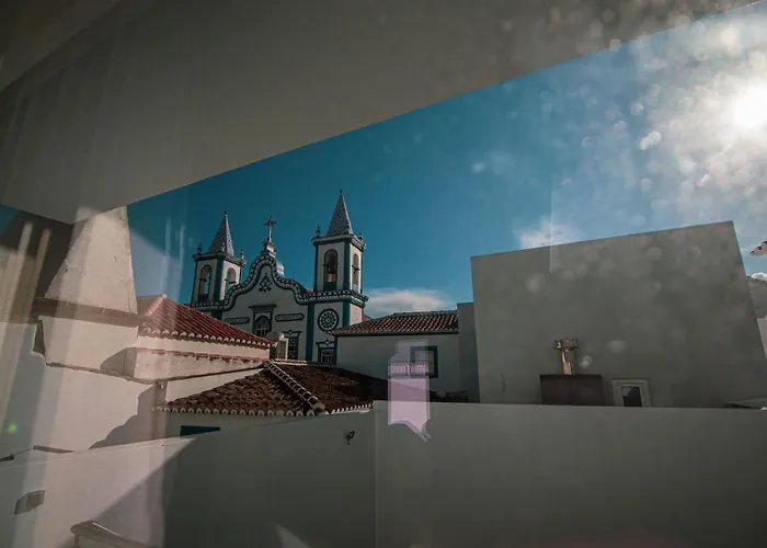 Da Travessa * Praia da Vitória